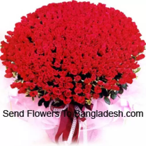 A Big Bunch Of 300 Red Roses With Seasonal Fillers